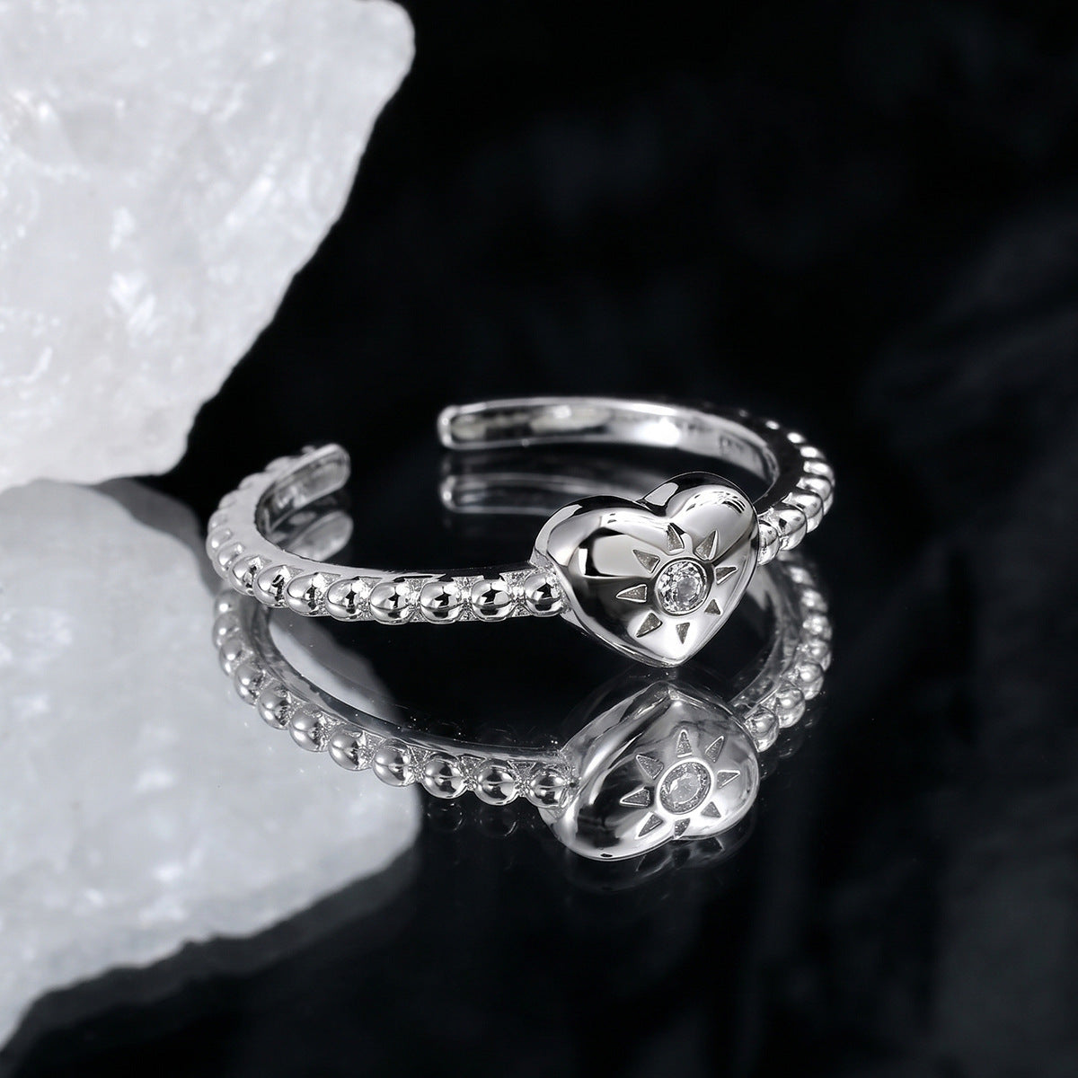 Celeste Heart Glow Ring