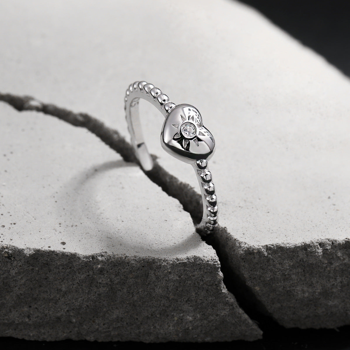 Celeste Heart Glow Ring